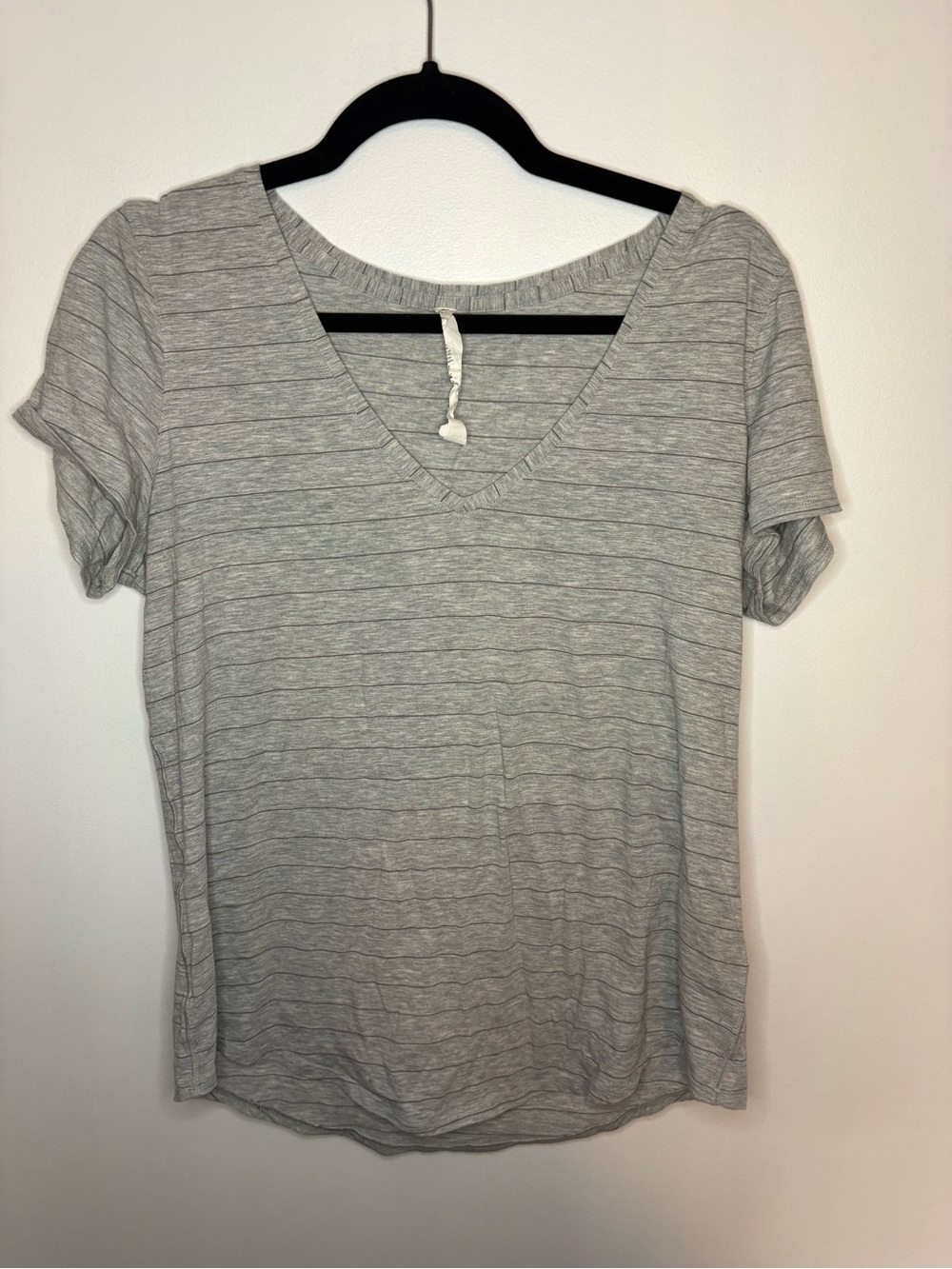 Lululemon Cotton T Grey Stripes